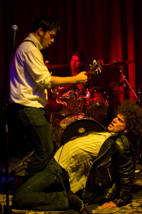 2007-09-25_BillyBullockAndTheBrokenTeeth-17