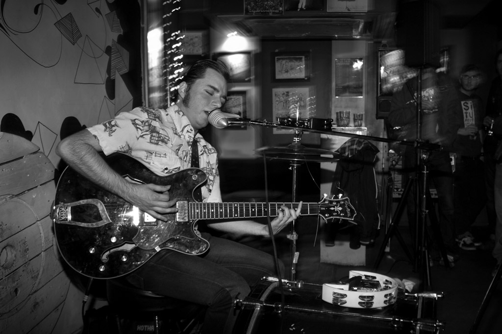 2010-02-25_ChuckViolence-07