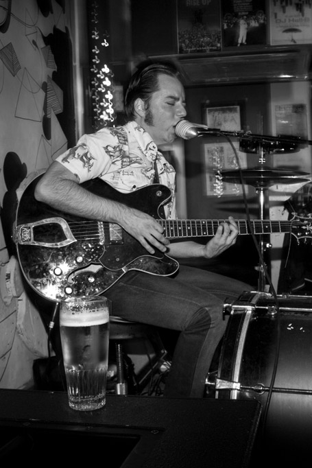 2010-02-25_ChuckViolence-08