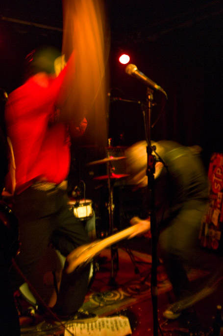 2009-09-26_GarageKid-19