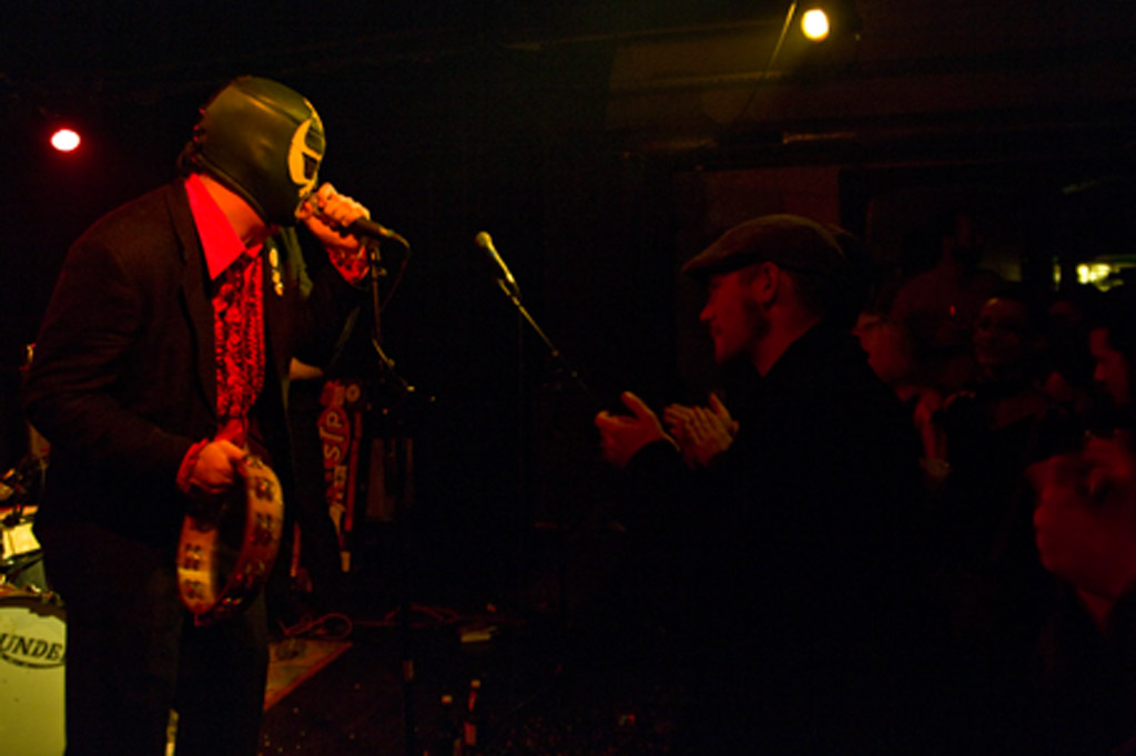 2009-09-26_GarageKid-20