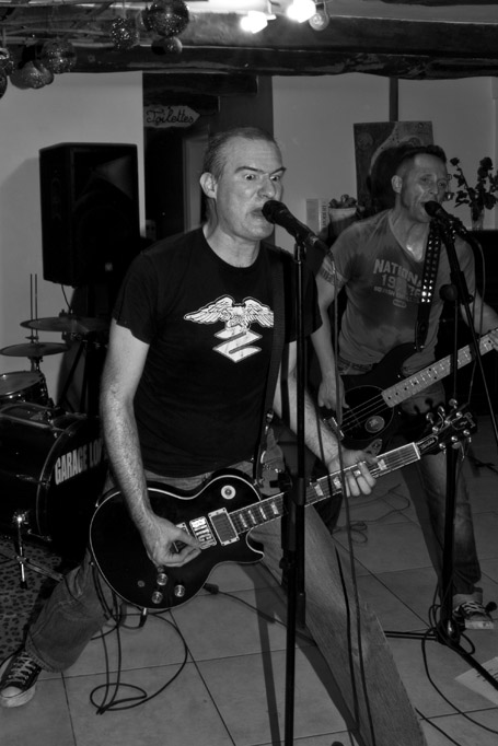 2010-05-28_GarageLopez-12