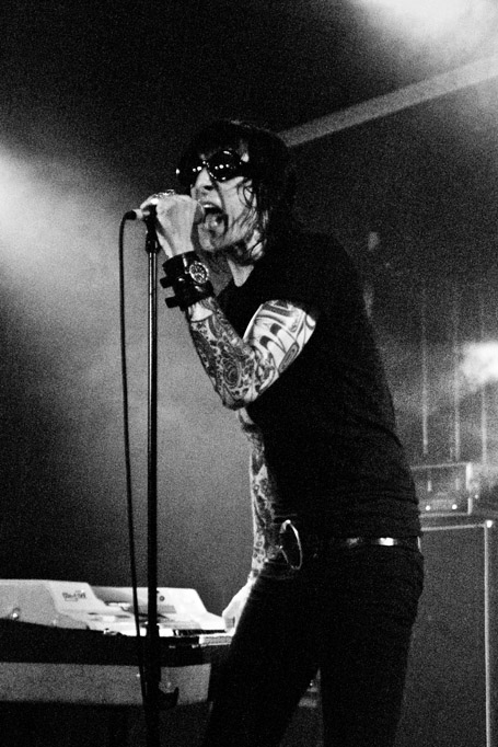 2010-05-01_LordsOfAltamont-11