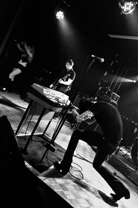 2010-05-01_LordsOfAltamont-25