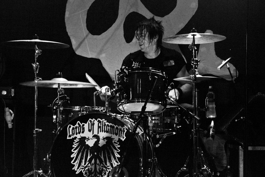 2010-05-01_LordsOfAltamont-29