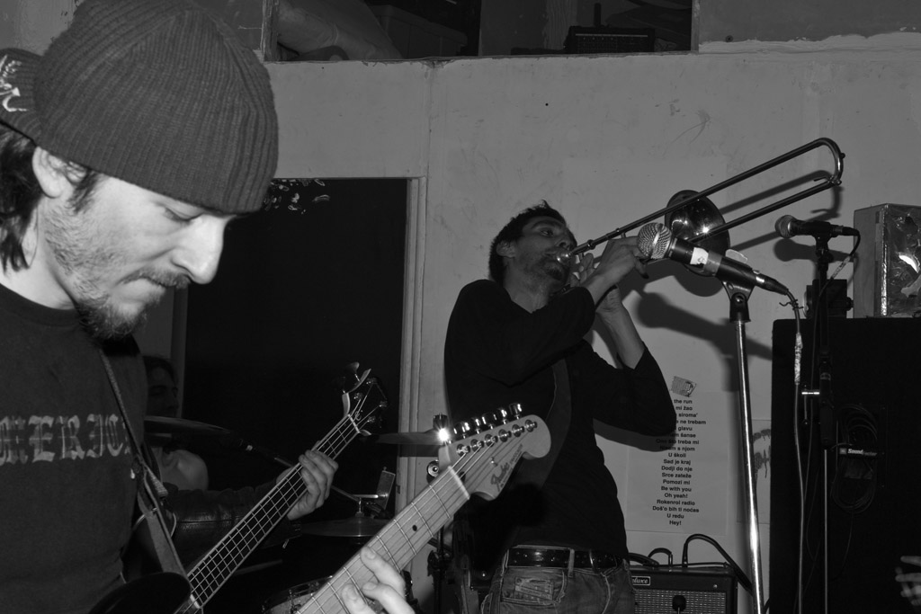 2010-03-19_Matches-13